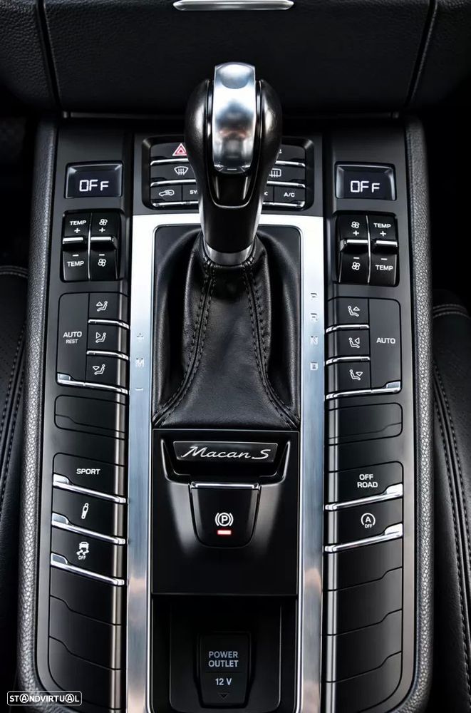 Porsche Macan S - 28
