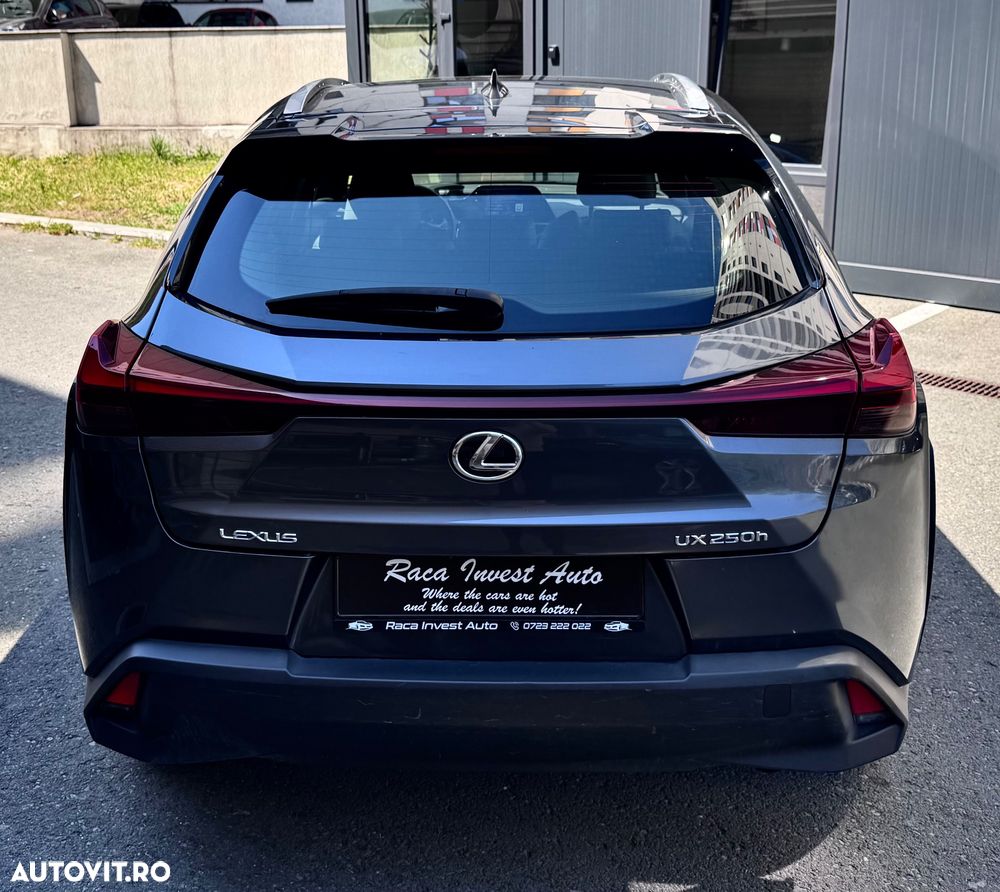 Lexus UX 250h Amazing Edition - 4