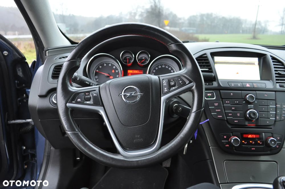 Opel Insignia - 28