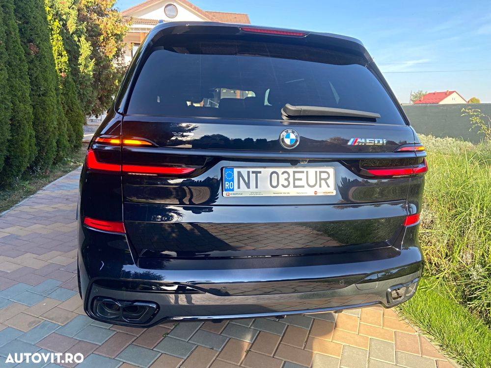BMW X7 M60i xDrive - 26