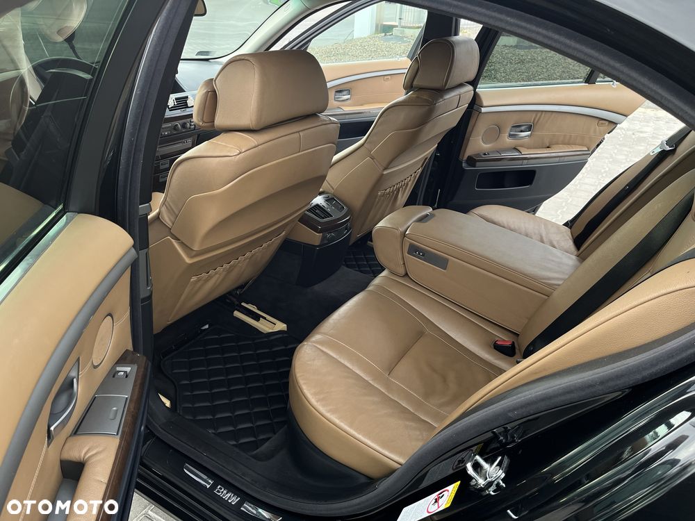 BMW Seria 7 - 7