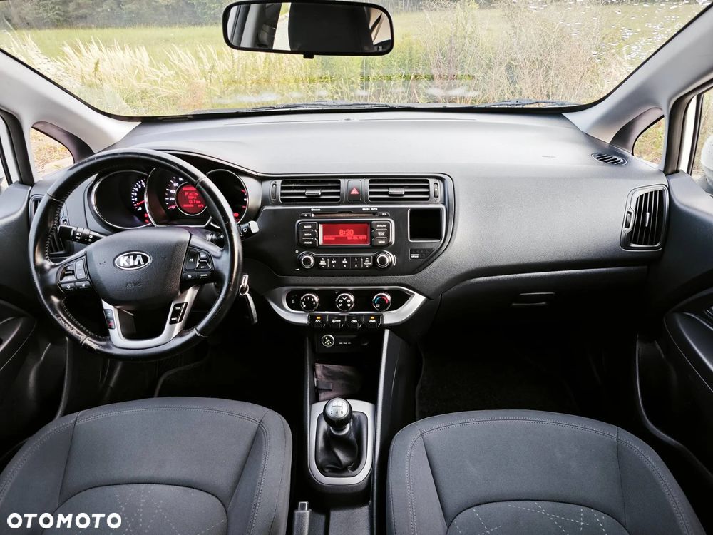 Kia Rio 1.2 M - 6