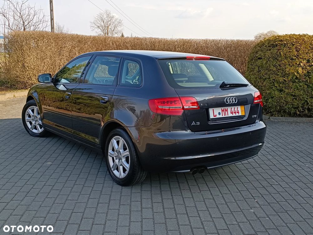 Audi A3 Limousine - 4