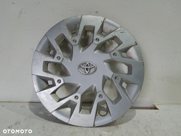 Toyota Aygo II 2014–2021 – Kołpak 15" Oryginalny – 42602-0H050