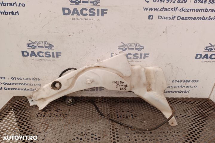 Vas lichid parbriz Ford Focus 2  [din 2004 pana  2008] seria Sedan 4-usi 1.6 TDCi MT (90 hp) - 1