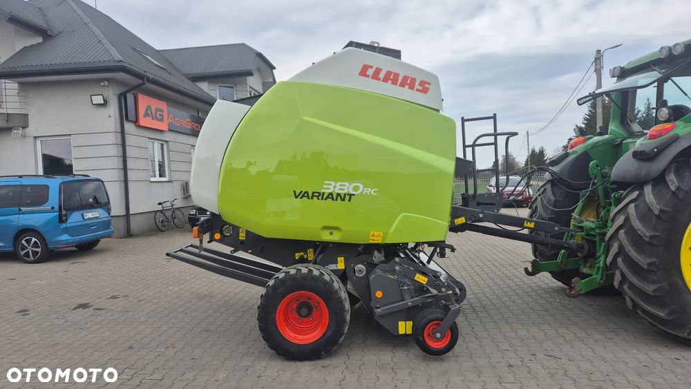 Claas VARIANT 380RC 2015R - 7