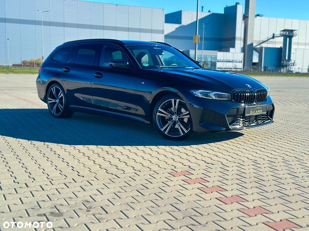 BMW Seria 3 320d Touring xDrive M Sport - 12