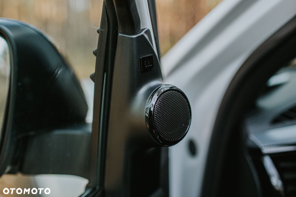 Toyota Hilux 2.8 D-4D Double Cab GR Sport II 4x4 - 33