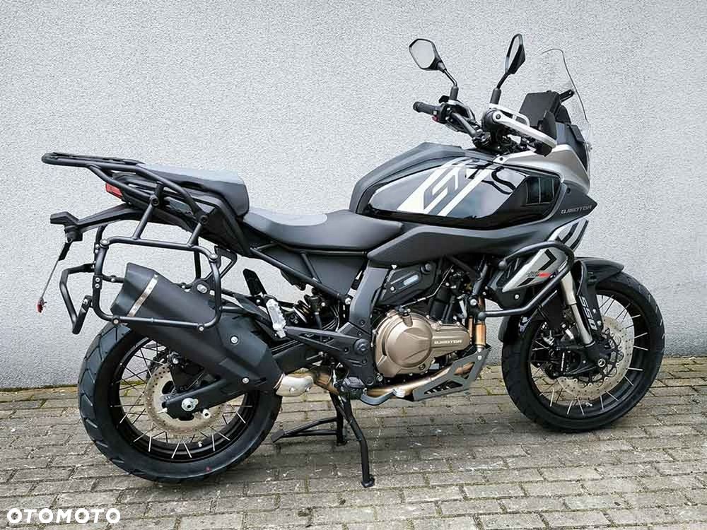 QJMOTOR SRT 600SX - 9