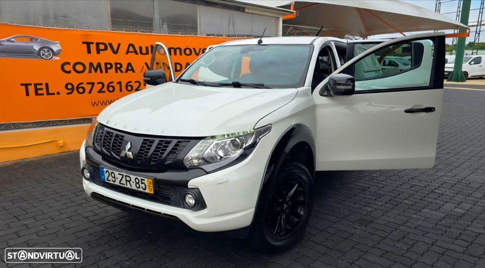 Mitsubishi L200 2.4 DI-D CD Intense Sportbox Strakar 4WD — fotografia 27