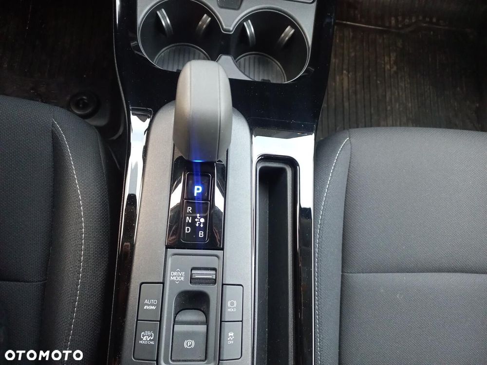 Toyota Prius - 22