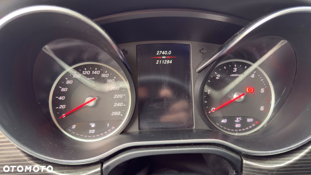 Mercedes-Benz Klasa V 220 d extralang 4Matic 9G-TRONIC Special Edition Avantgarde - 15