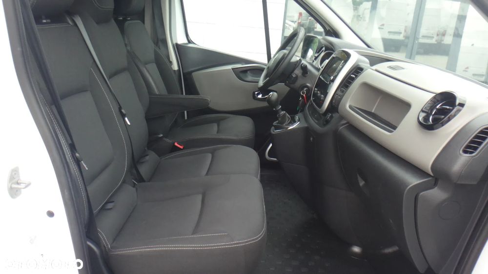 Renault Trafic - 9