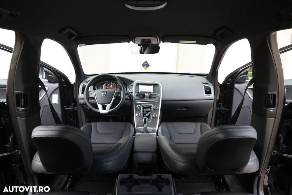 Volvo XC 60 D4 VEA Start-Stop Ocean Race - 12