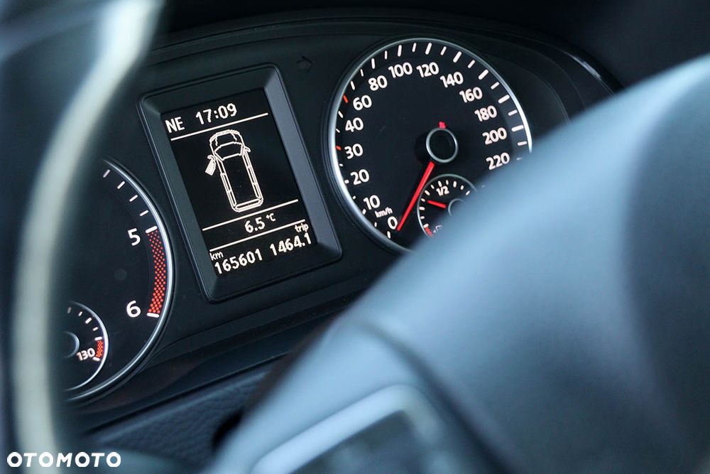 Volkswagen California - 24