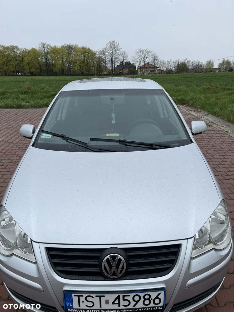 Volkswagen Polo 1.4 16V Comfortline - 9