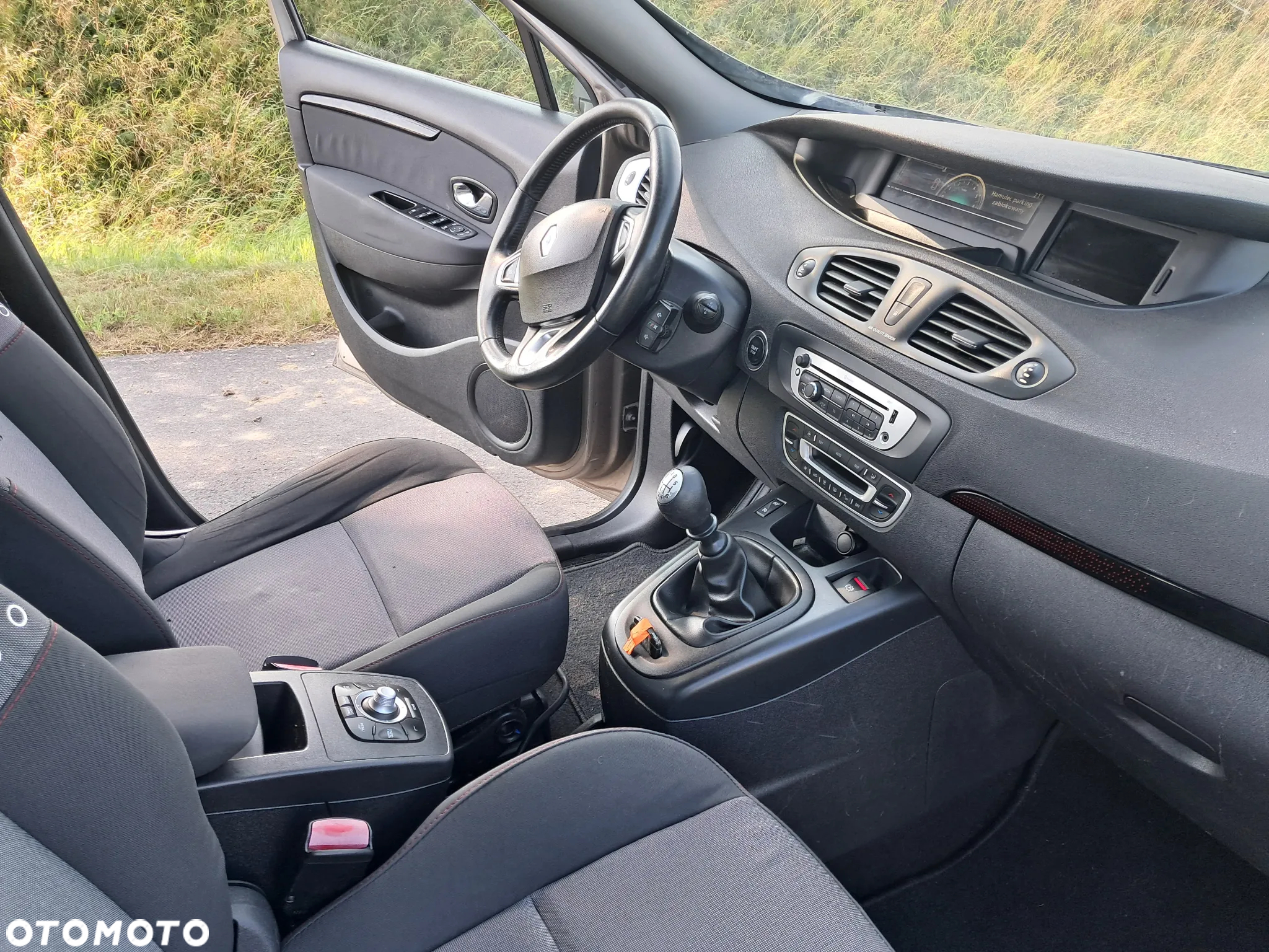 Renault Scenic 1.5 dCi Dynamique - 7