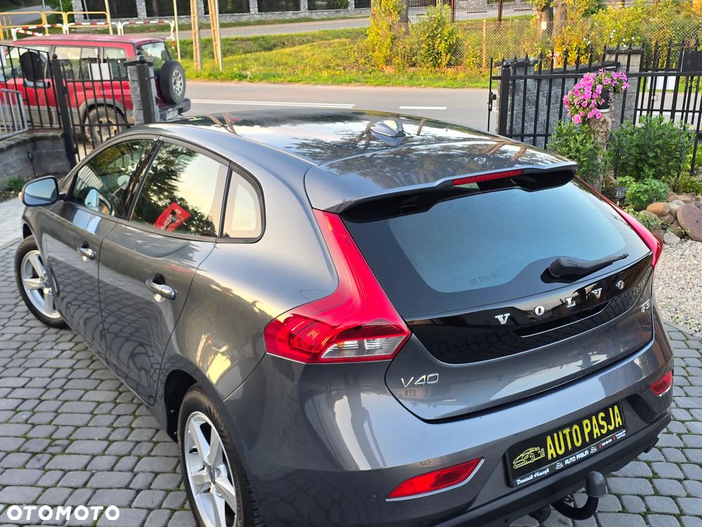 Volvo V40 T3 - 18
