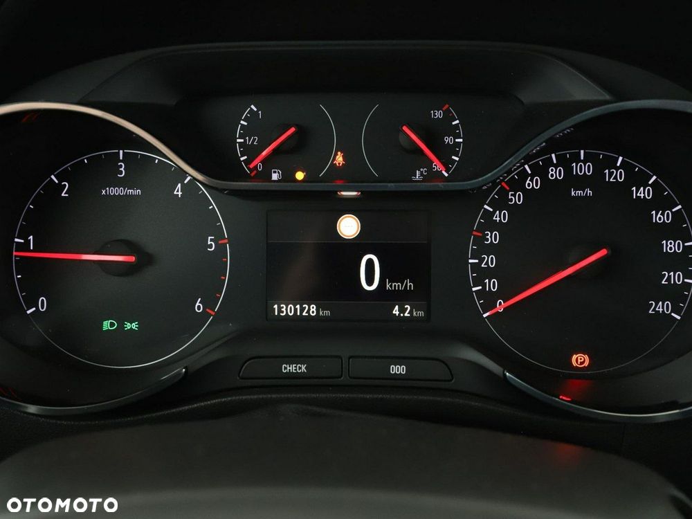 Opel Crossland X 1.6 Start/Stop Innovation - 22