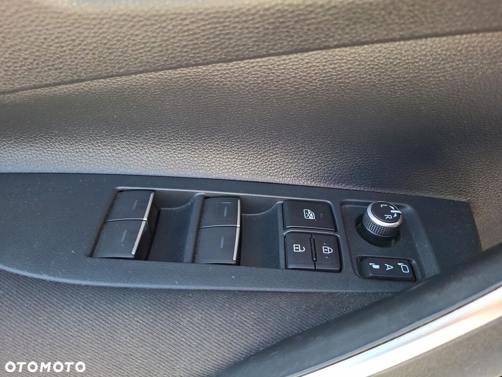 Toyota Corolla 1.5 Comfort MS - 21