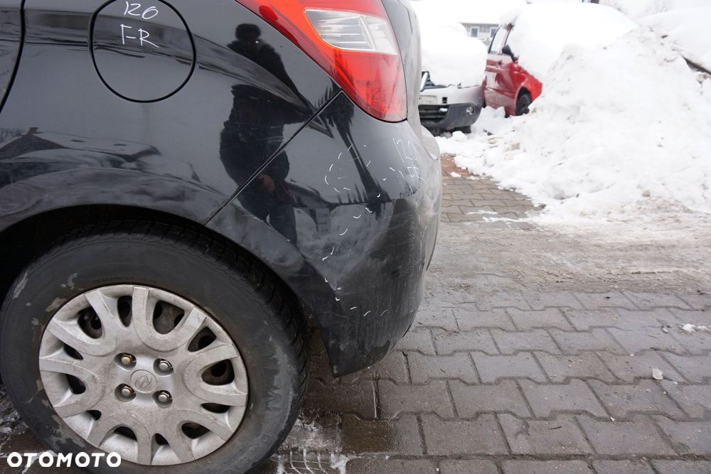 ZDERZAK TYLNY I20 I 5D HB FR  CZARNY HYUNDAI 2008-2012 - 5