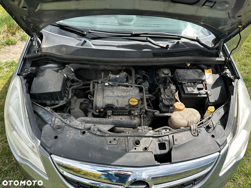 Opel Corsa 1.0 12V Essentia - 21