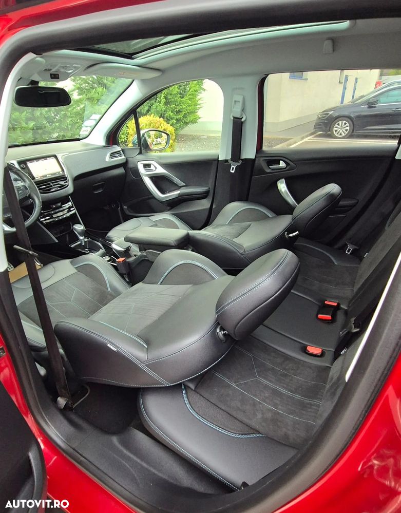 Peugeot 2008 PureTech 110 Stop&Start EAT6 Crossway - 11