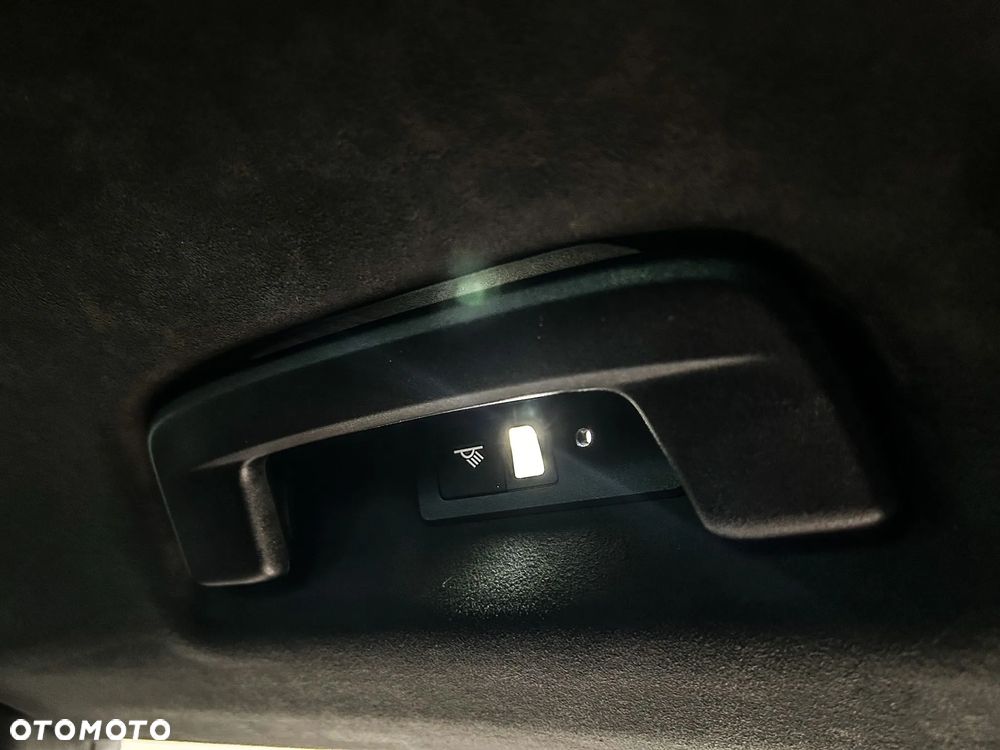 Porsche Macan Standard - 26