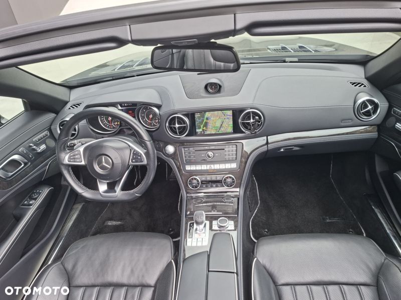 Mercedes-Benz SL - 22