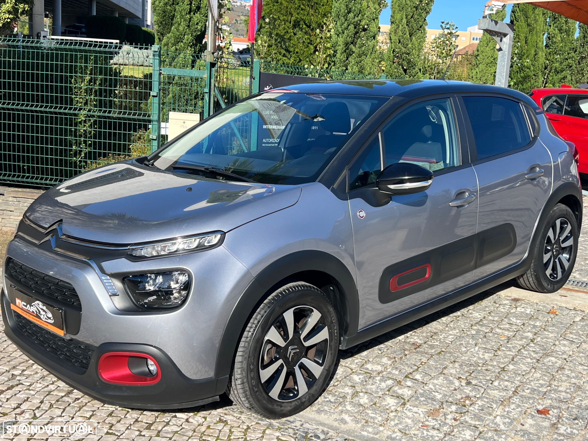 Citroën C3 1.2 PureTech C-Series - 12
