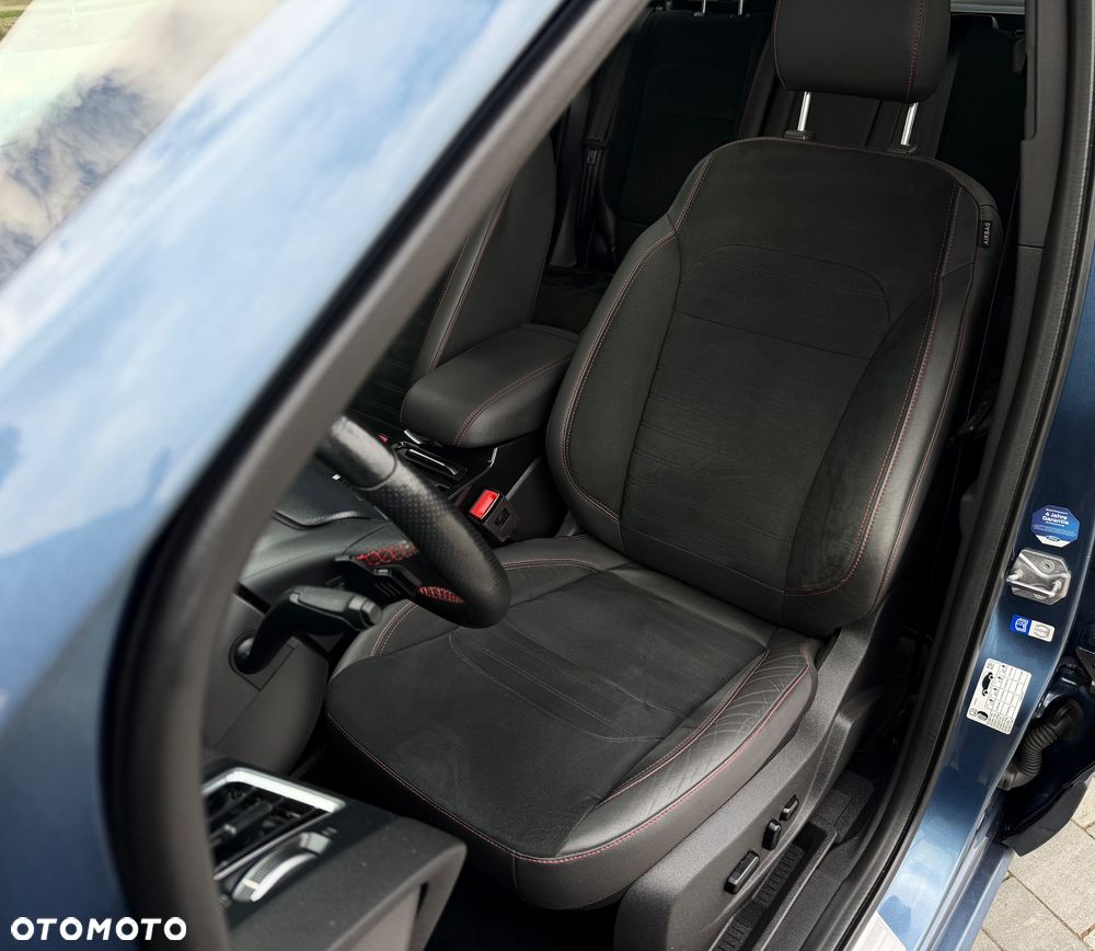 Ford Kuga 2.0 TDCi 4x4 ST-Line - 23