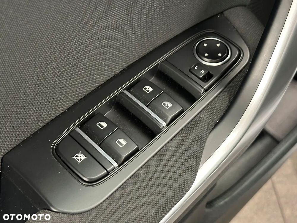 Kia Ceed 1.5 T-GDI M - 13