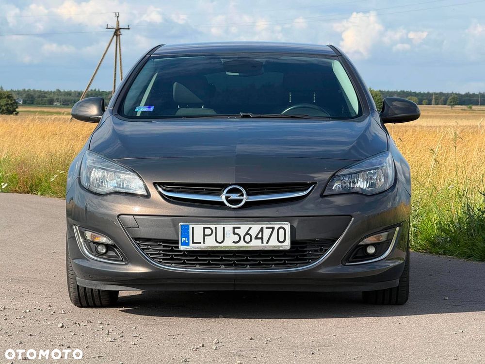 Opel Astra 1.7 CDTI DPF Cosmo - 11