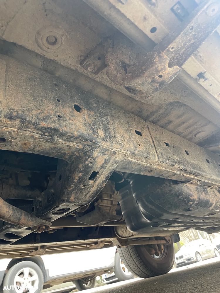 Toyota Land Cruiser - 19