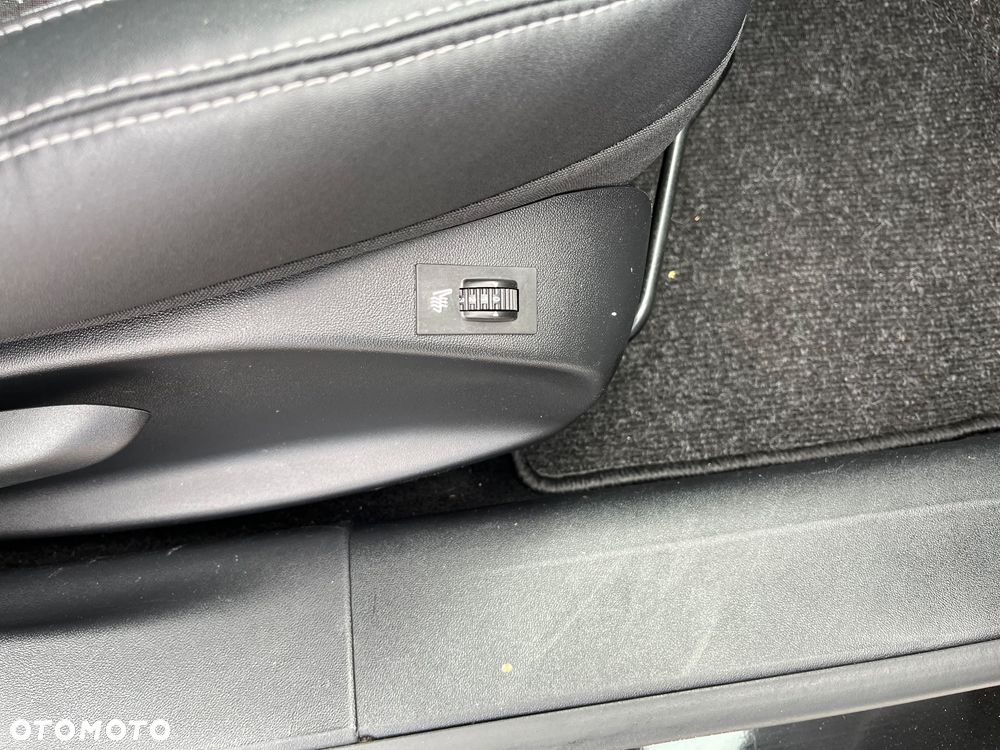 Peugeot 2008 BlueHDi FAP 120 STOP & START Allure - 31