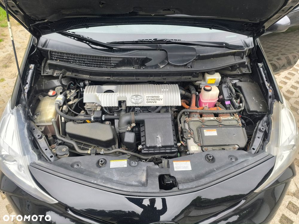 Toyota Prius+ - 17