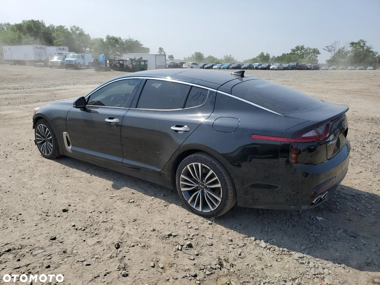Kia Stinger - 2