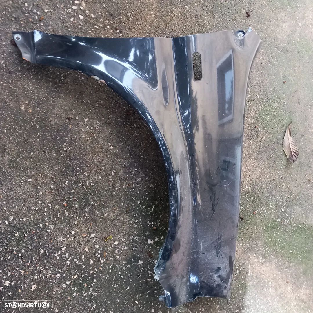 Guarda lamas passageiro honda hrv ano 2000 - 1