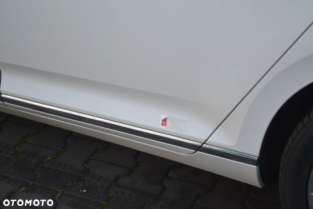 Volkswagen Passat ver-variant-plug--in--hybrid-gte - 33