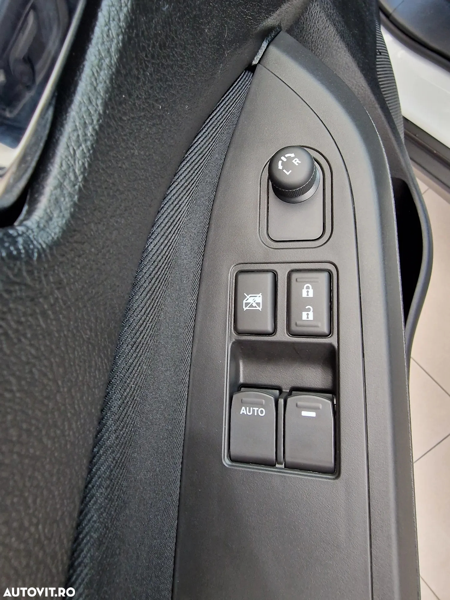 Suzuki Vitara 1.4 Boosterjet MHEV Cool - 14