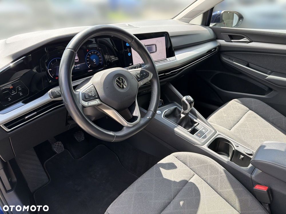 Volkswagen Golf Variant - 11