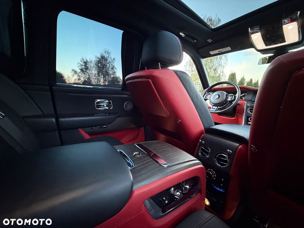 Rolls-Royce Cullinan - 16