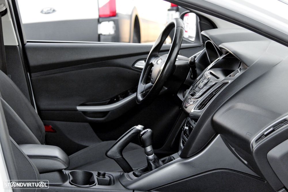 Ford Focus SW 1.0 SCTi Titanium Best - 13
