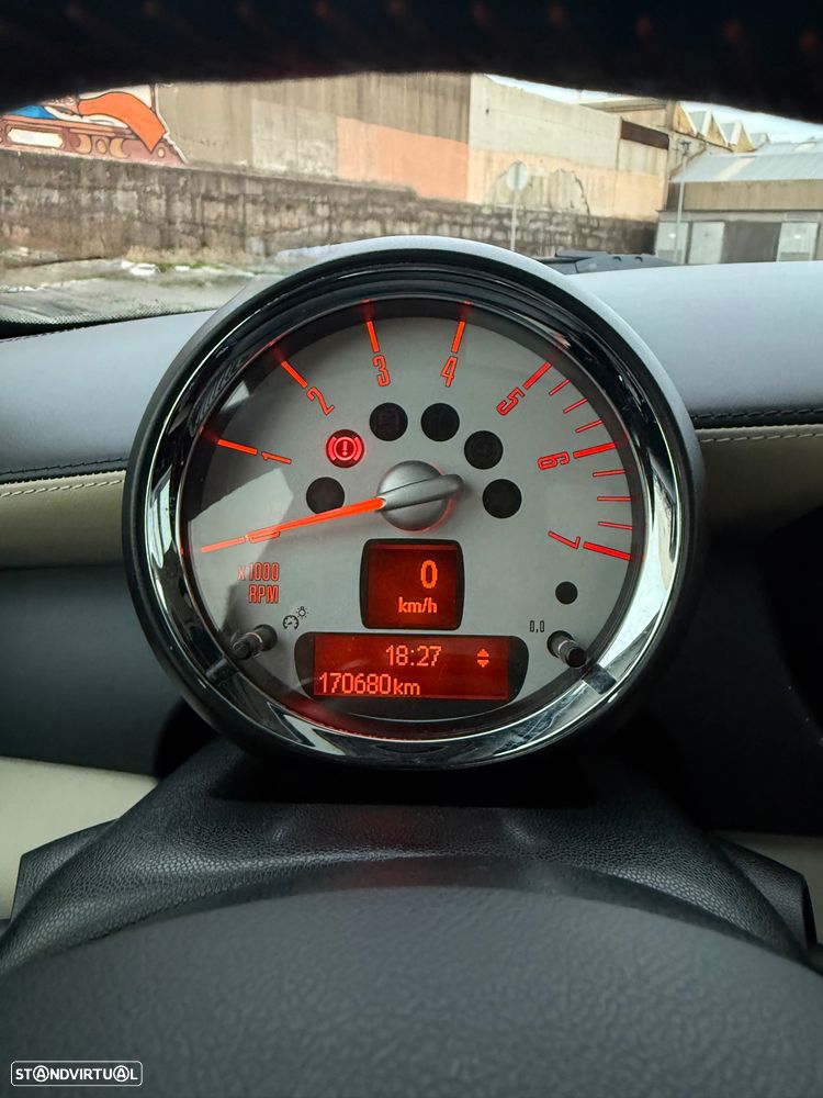 MINI 3 Portas Cooper SD - 17