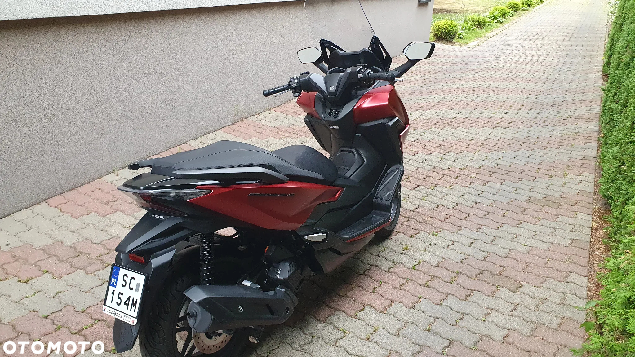 Honda NSS - 12