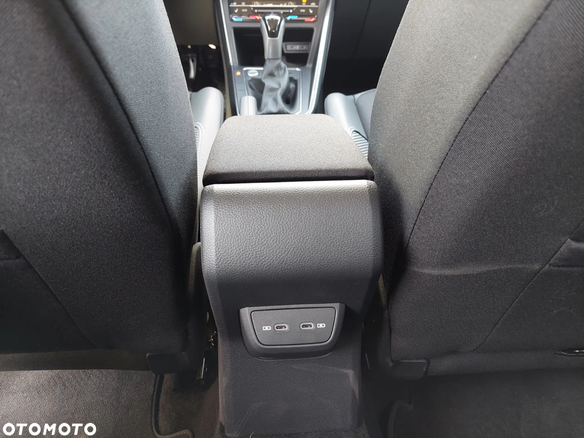 Volkswagen Taigo 1.5 TSI ACT Style DSG - 21