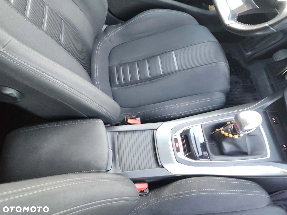 Peugeot 308 2.0 Blue HDi Allure S&S - 9