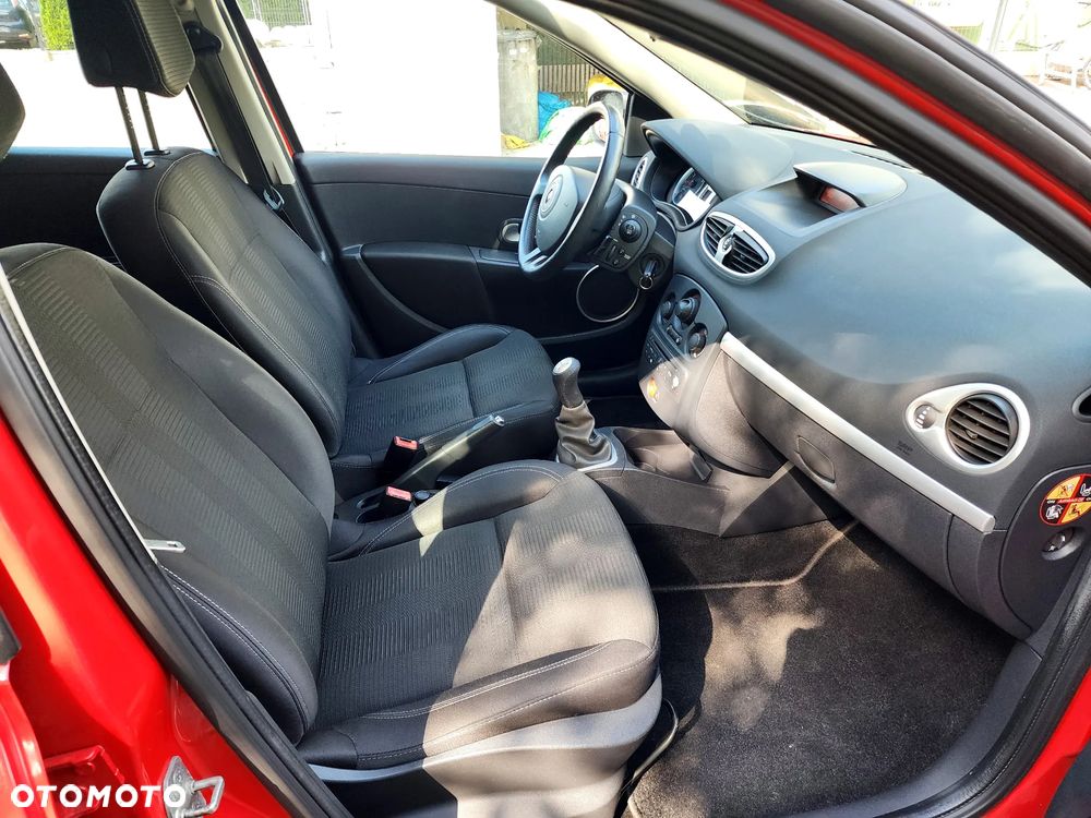 Renault Clio 1.2 16V Dynamique - 27