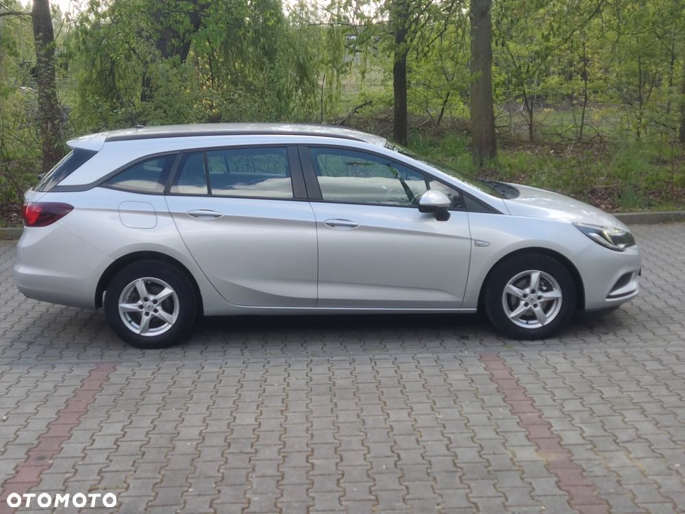 Opel Astra 1.4 Turbo Innovation - 9