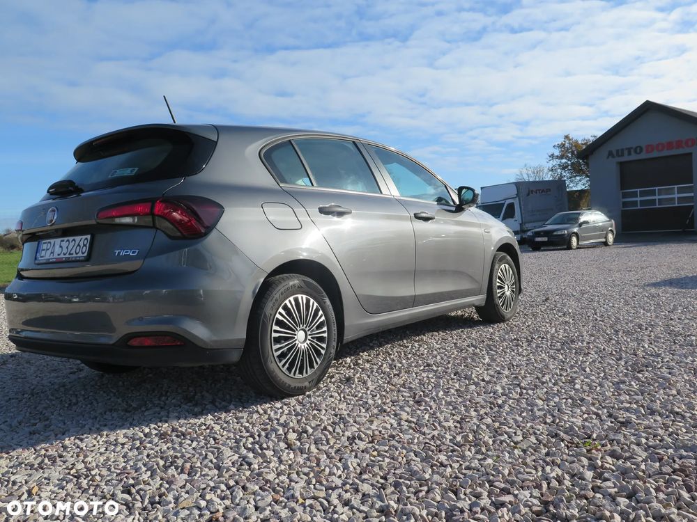 Fiat Tipo 1.3 MultiJet 16v Lounge - 16